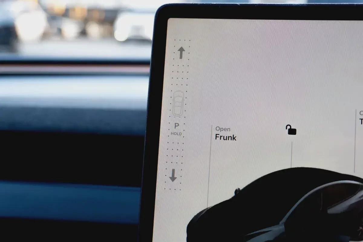 TESLA MODEL 3 2024TESLA-13-13
