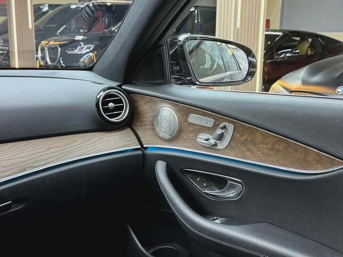 2022 Mercedes-Benz E-Class E 350 - Luxury Sedan - American Specs-7-7