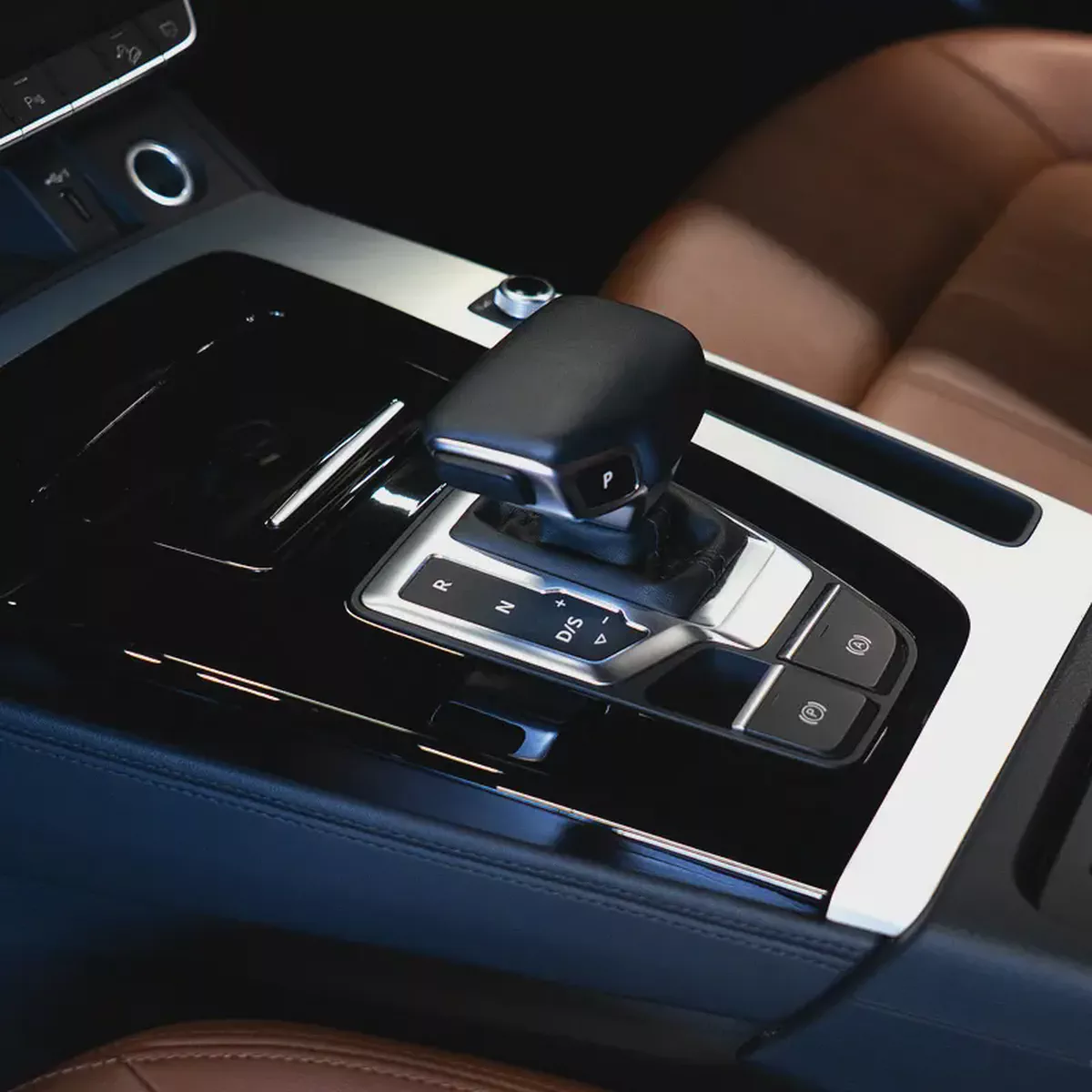 AED 2,874 pm • 0% Downpayment • Audi Q5 45Tfsi • Agency Warranty And Service Package-10-10