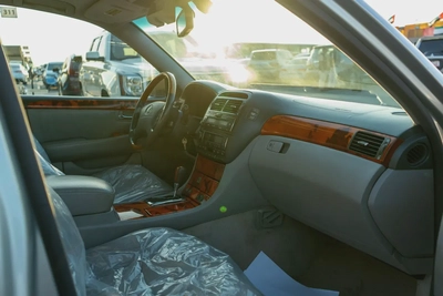 Lexus LS430 2005 (VCC Paper)-7