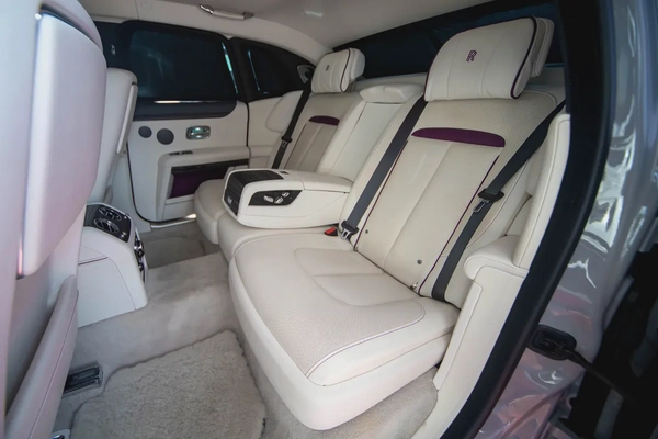 Rolls-Royce Ghost Standard 2021 GCC Specs
