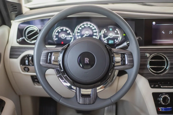 Rolls-Royce Ghost Standard 2021 GCC Specs