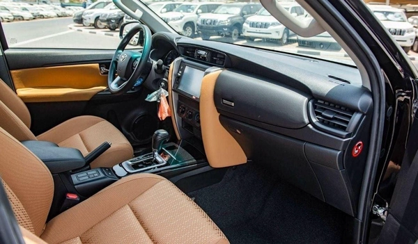 Toyota Fortuner EXR FORTUNER 2.7L V4 2WD