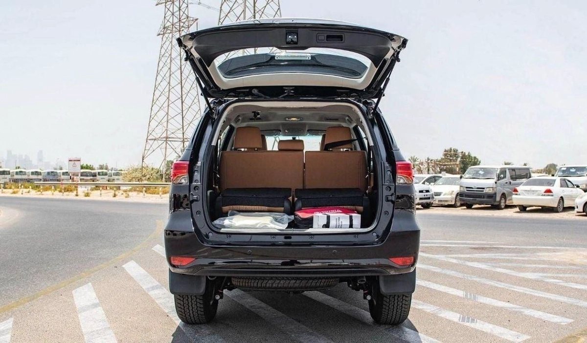 Toyota Fortuner EXR FORTUNER 2.7L V4 2WD-5-0
