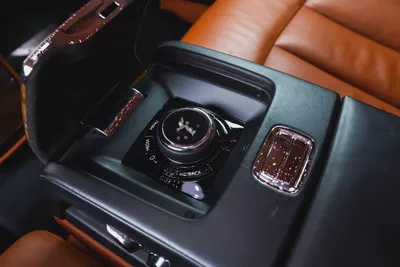 2019 ROLLS ROYCE PHANTOM  GCC | DEALER WARRANTY  SERVICES-13