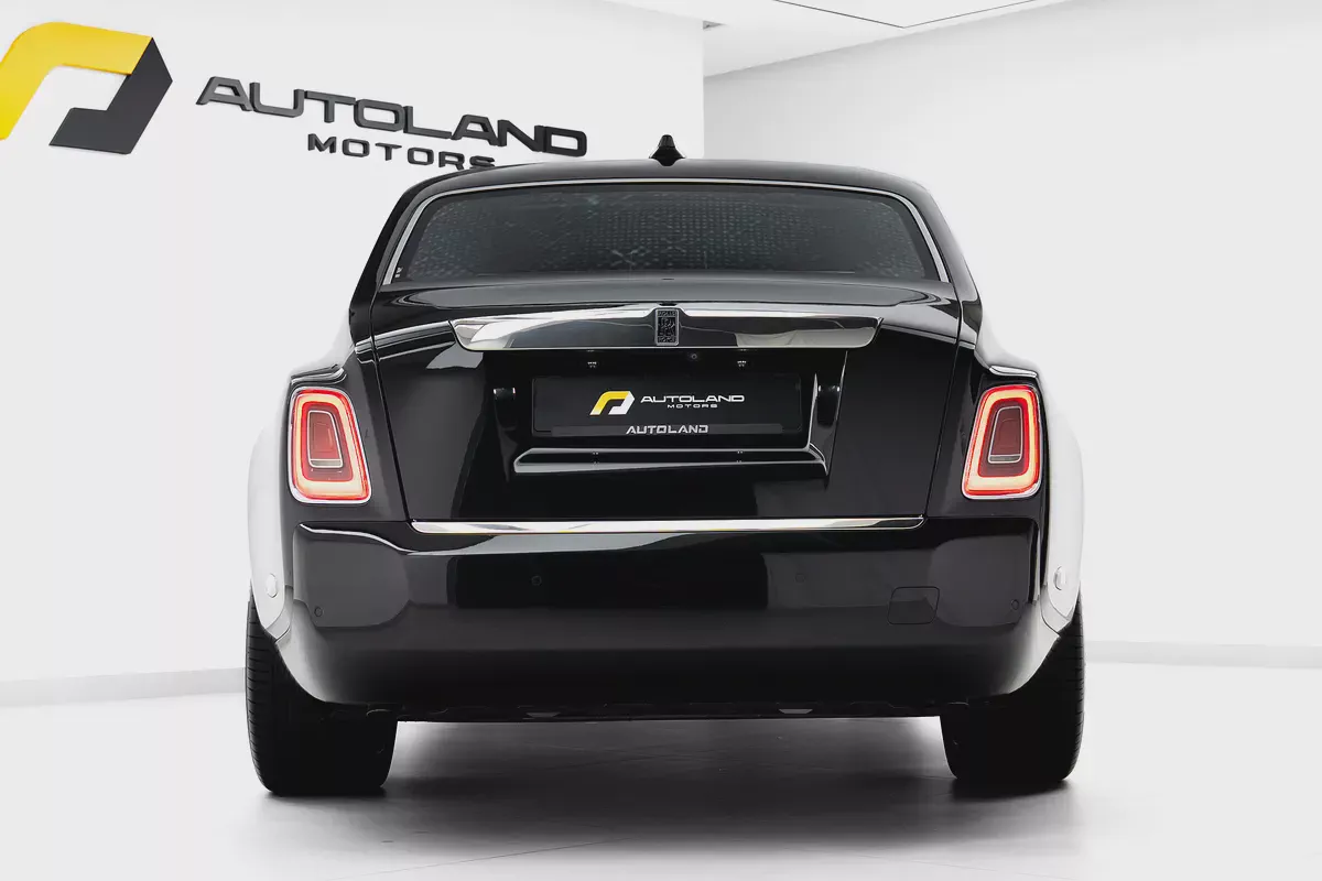 2019 ROLLS ROYCE PHANTOM  GCC | DEALER WARRANTY  SERVICES-3-3