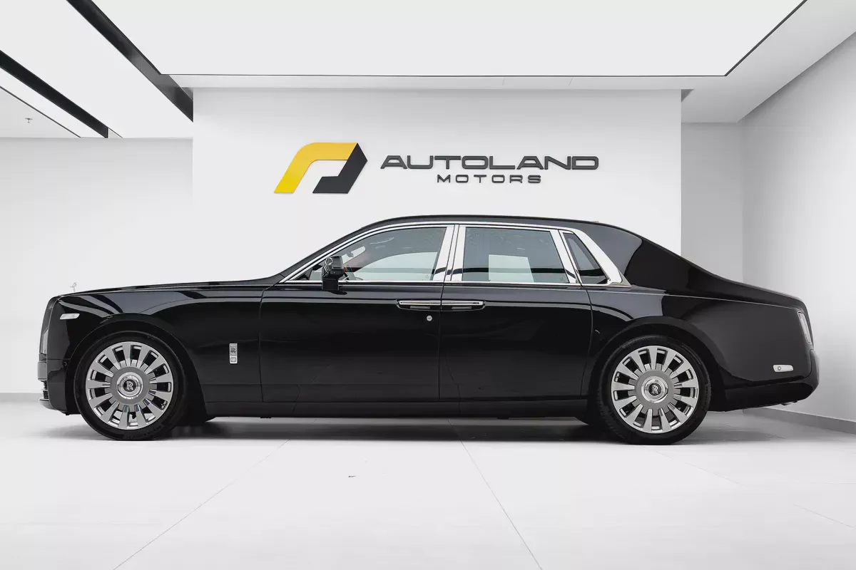 2019 ROLLS ROYCE PHANTOM  GCC | DEALER WARRANTY  SERVICES-4-4