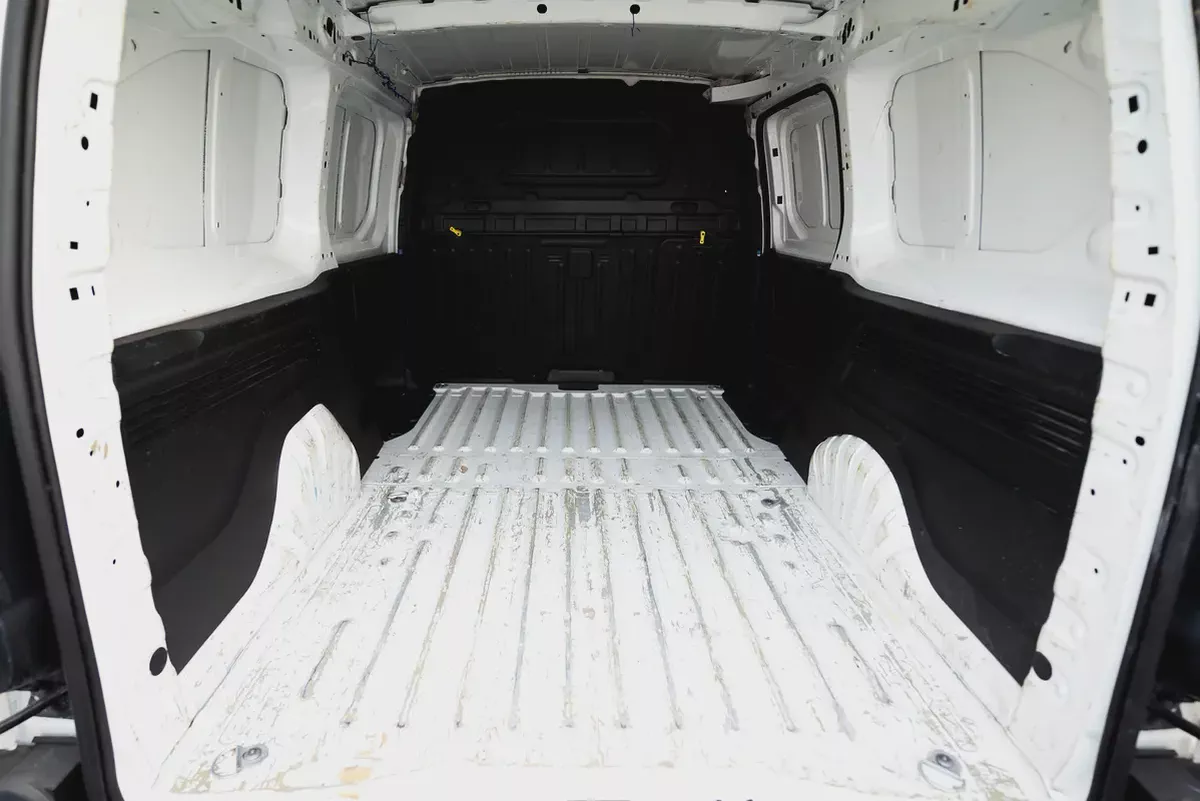 Peugeot Partner | Delivery Van | GCC Specs | Ref#P06271-6-6