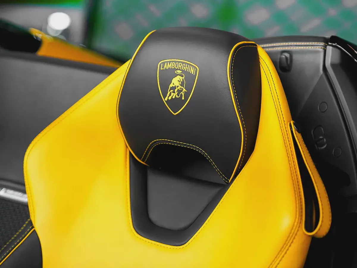SWAP YOUR CAR for EVO SPYDER - GCC - AKRAPOVIČ EXHAUST - BICOLOR SPORTIVO-10-10
