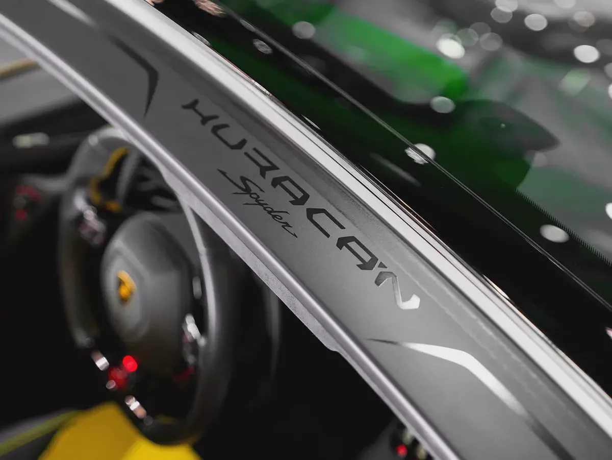 SWAP YOUR CAR for EVO SPYDER - GCC - AKRAPOVIČ EXHAUST - BICOLOR SPORTIVO-18-18