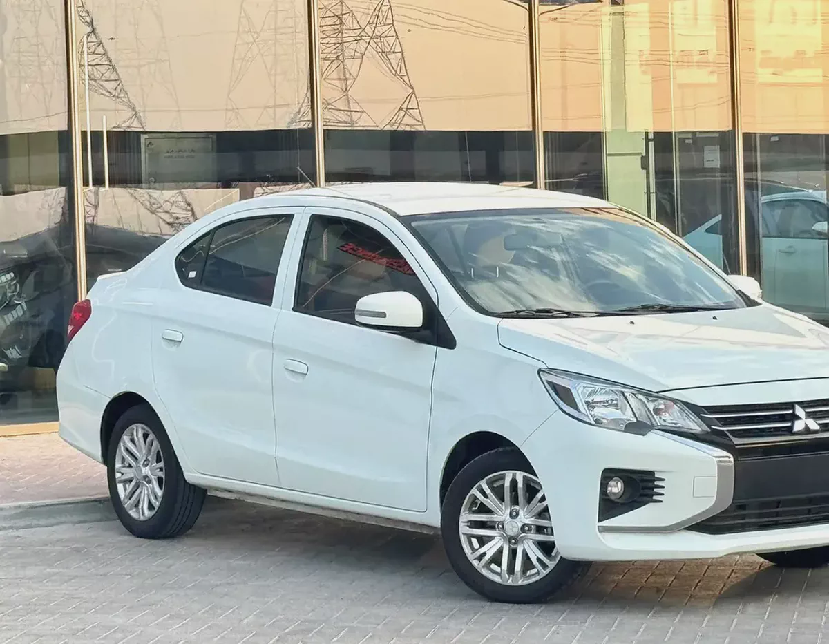 GLX MEDIUM LINE TRIM, 1.2L, GCC, ACCIDENT FREE, (365/-MONTHLY)-12-12