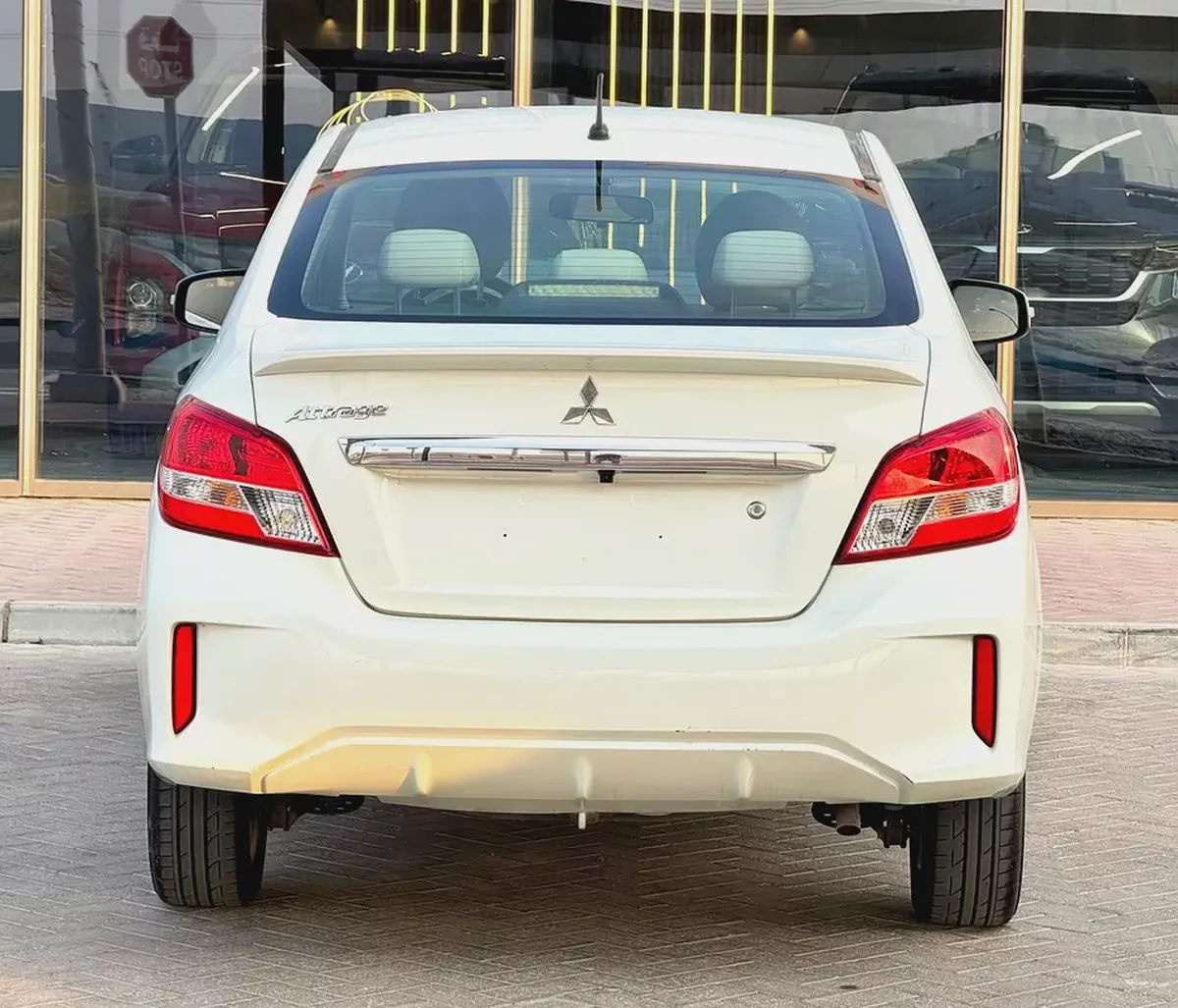 GLX MEDIUM LINE TRIM, 1.2L, GCC, ACCIDENT FREE, (365/-MONTHLY)-5-5