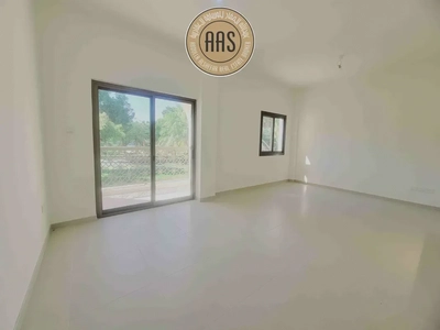 New Building ☆ 1 Month Free ☆ Ready to Move ☆ All Amenities-2