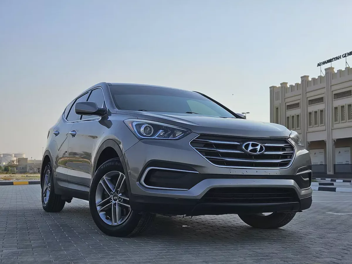 Hyundai Santafe 2018 US Sepc Clean Car 4 Cylinder Premium SUV With Low KM-3-3