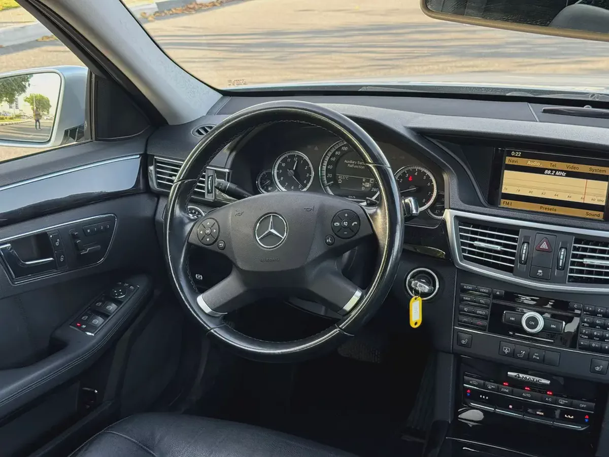 BENZ E350 | 2010 | CLEAN CAR | FRESH JAPAN IMPORT-18-18
