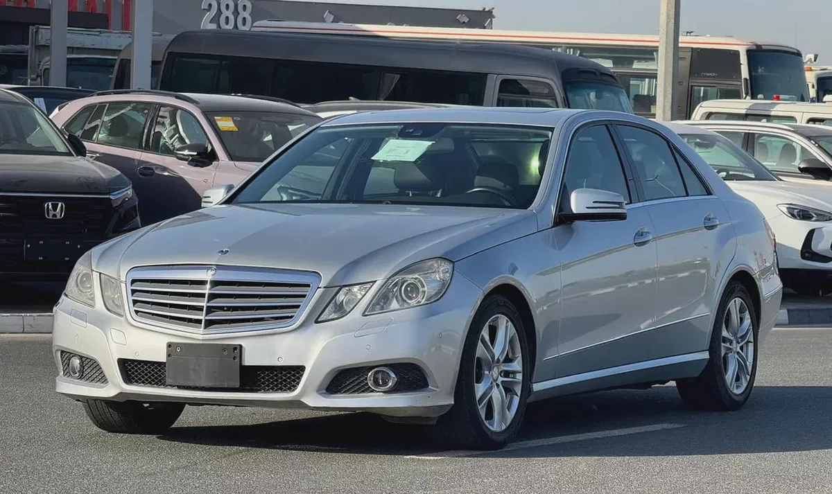 BENZ E350 | 2010 | CLEAN CAR | FRESH JAPAN IMPORT-1-1