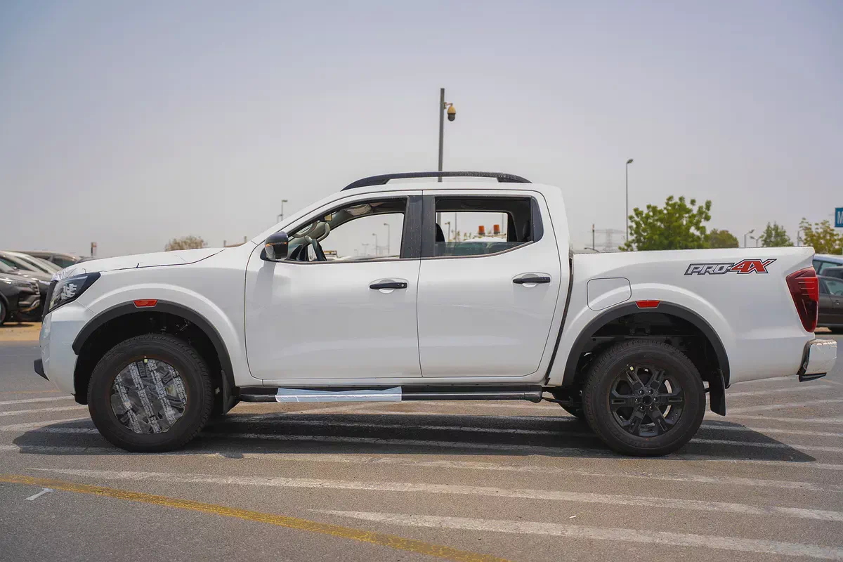 NISSAN NAVARA PRO4X MODEL 2025-1-1