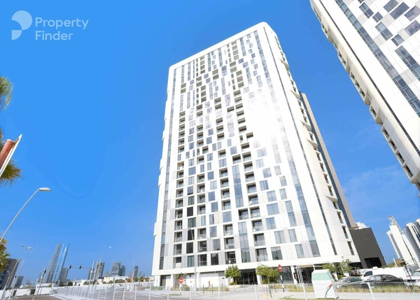 2BR w Balcony | Sea View | Great Location