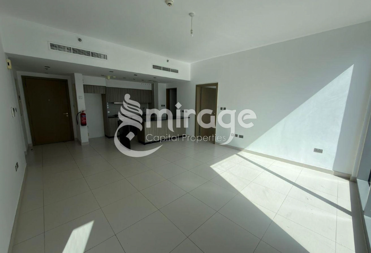 2BR w Balcony | Sea View | Great Location