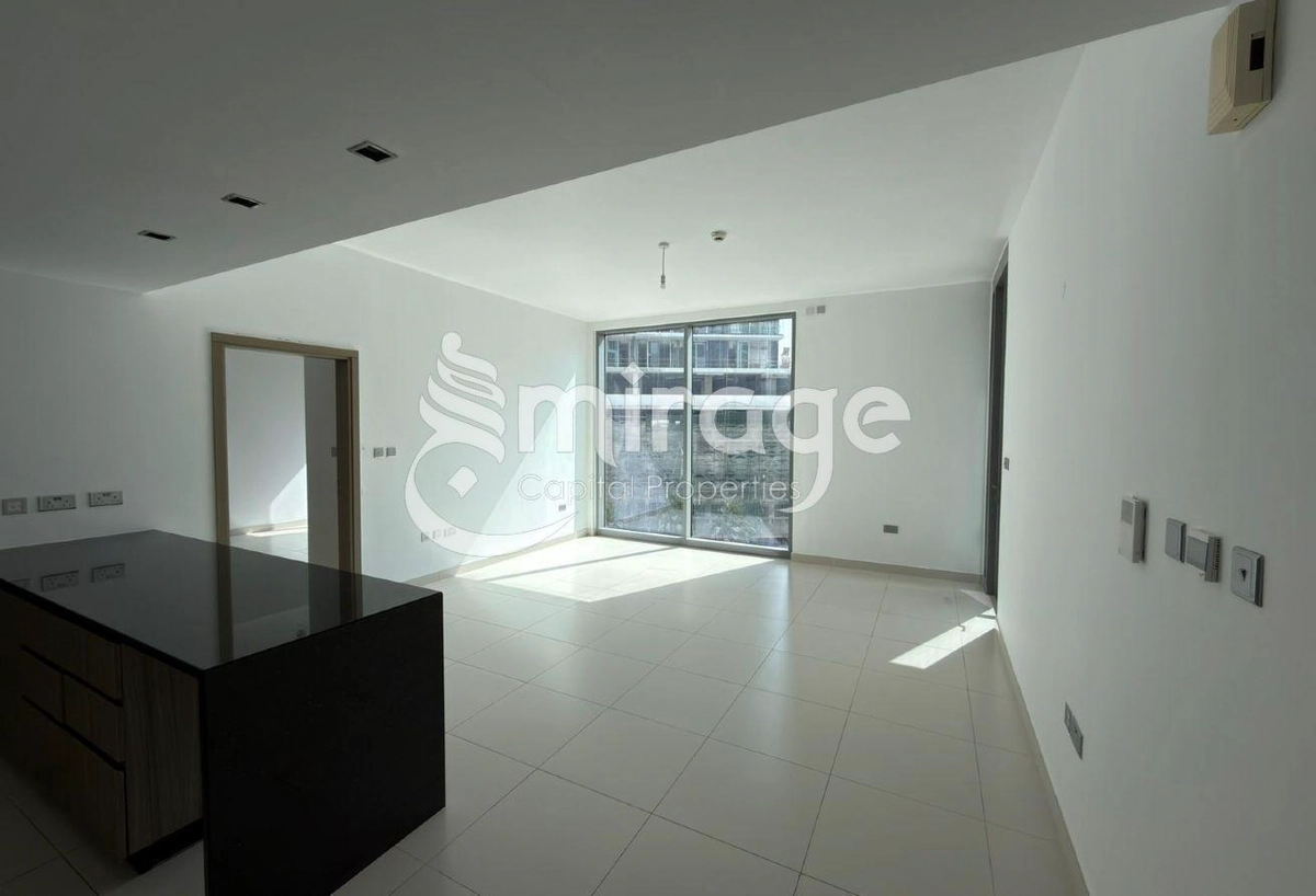 2BR w Balcony | Sea View | Great Location
