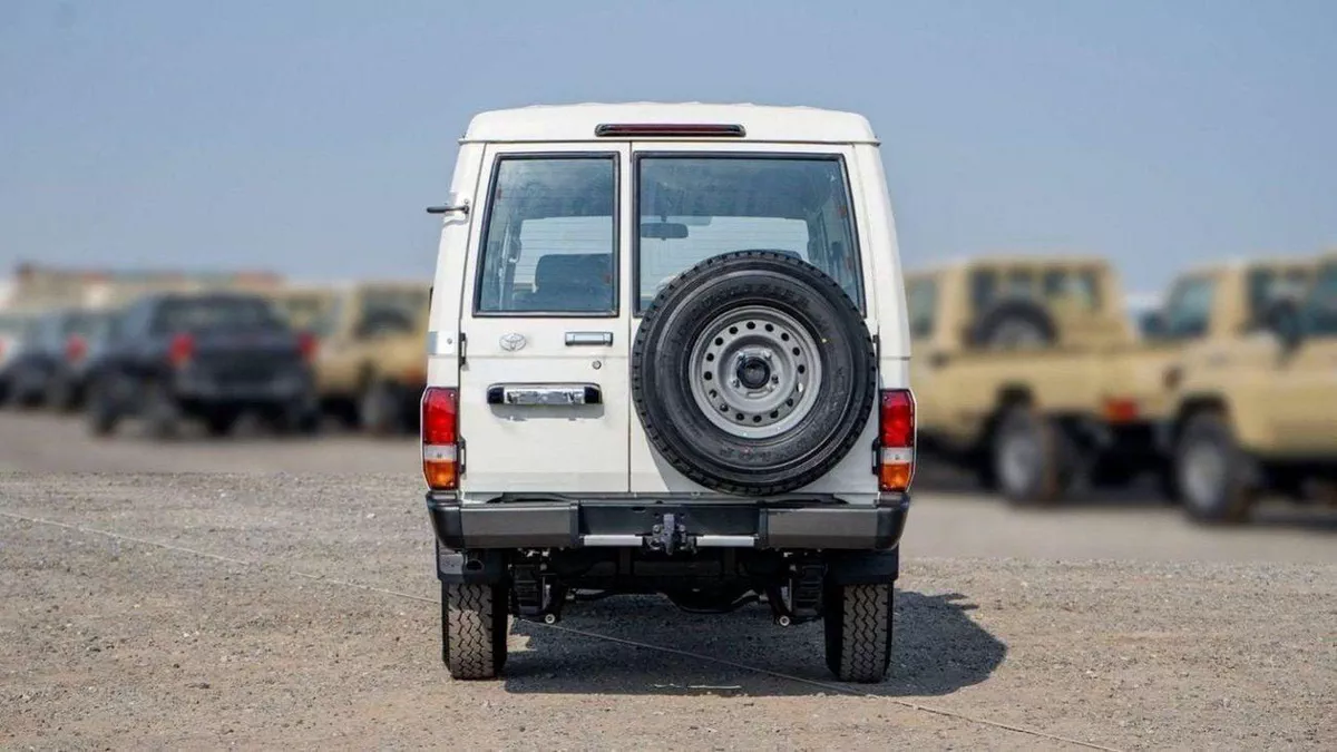 Toyota Land Cruiser 70 LC 78 HARDTOP 4.0L MT Lc78 3 doors 4.2L Diesel MY2025-2-0