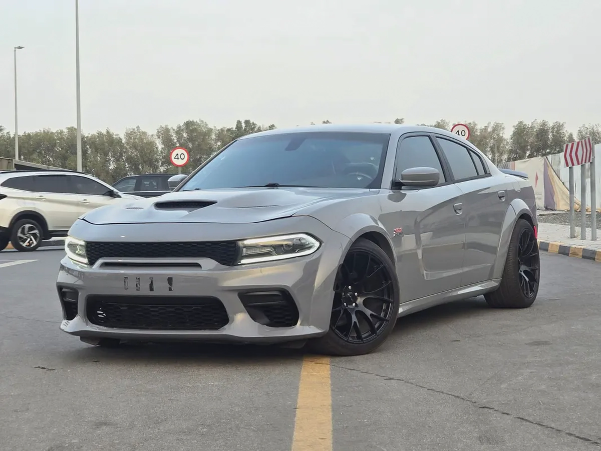 دودج تشارجر 2015 مواصفات امريكية RT 5.7 بحالة جيدة