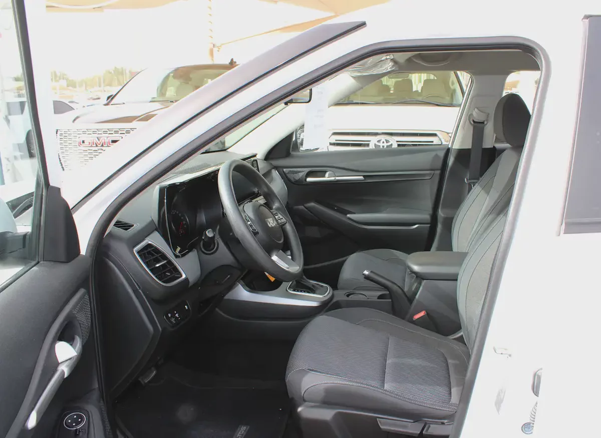 2023 Kia Seltos EX GCC Specs - Pristine Condition-5-5