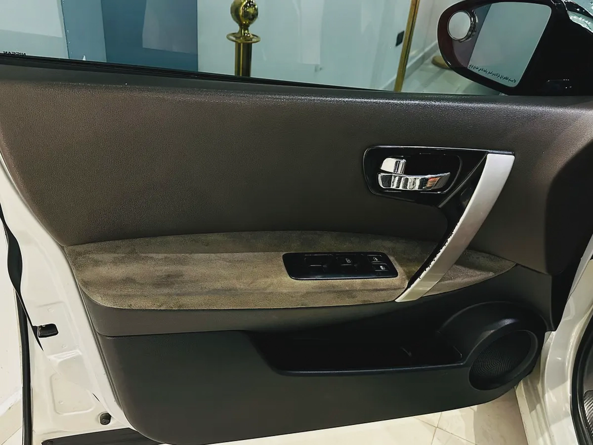 Reliable Nissan Qashqai 2008 | GCC Specs | Well Maintained SUV-11-11