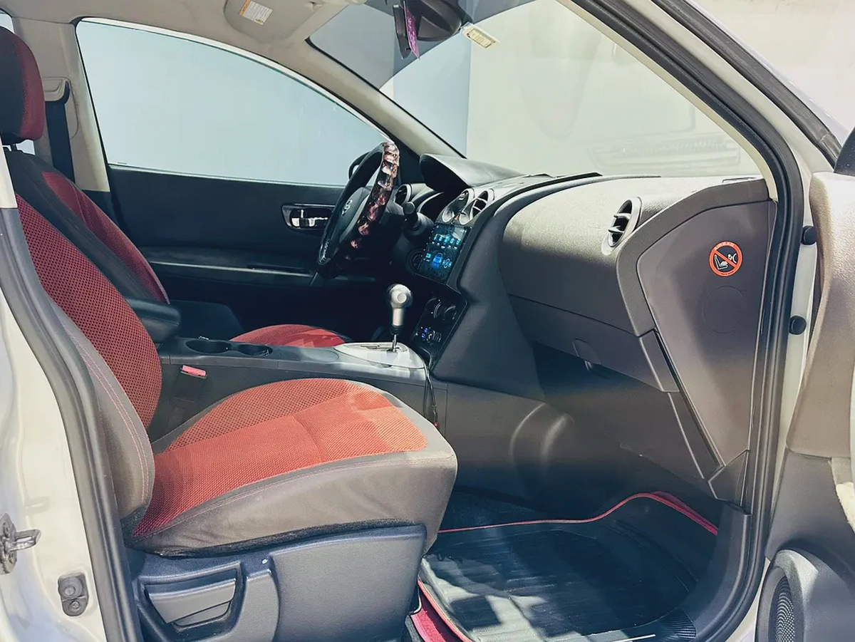 Reliable Nissan Qashqai 2008 | GCC Specs | Well Maintained SUV-18-18