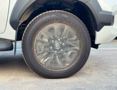 Toyota Hilux ADVENTURE SR5 ADVENTURE || DOUBLE CABIN || 2.8L V4 DIESEL / RADAR / 360*CAMERA / AIR COMPRESSOR / FULL OPTION-11