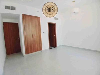 Boulevard Facing 2BR Brand New!! All Amenities-4