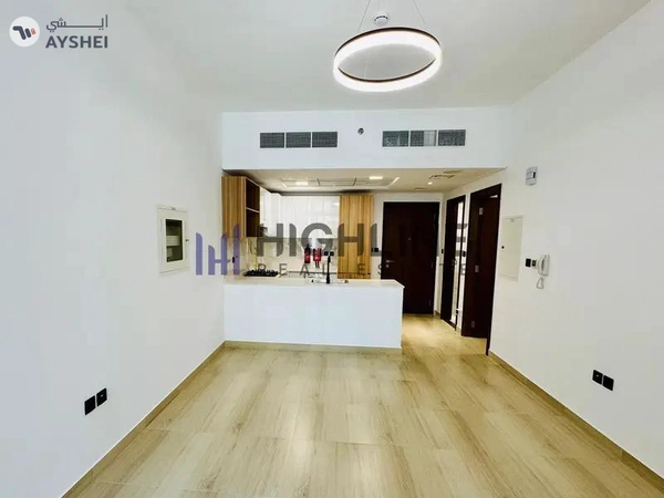 Prime location | Kitchen Equipped | Brand New