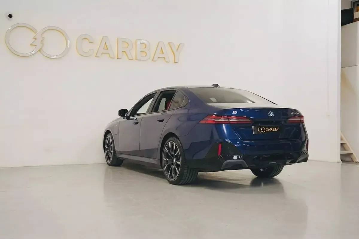 AED 3117 PM | BMW i5 EDRIVE40 MSPORT 2024 | UNDER AGENCY WARRANTY  SERVICE CONTRACT AUG 2030 |-6-6