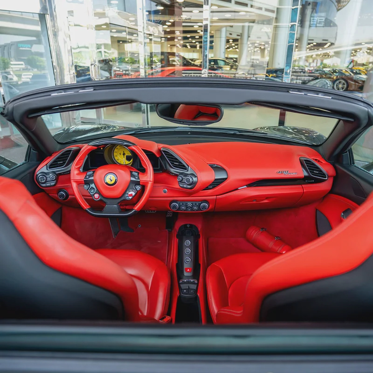 2018  FERRARI  488 SPIDER  GCC DONE ONLY 26,000KM( FULL SERVICE HISTORY)-16-16