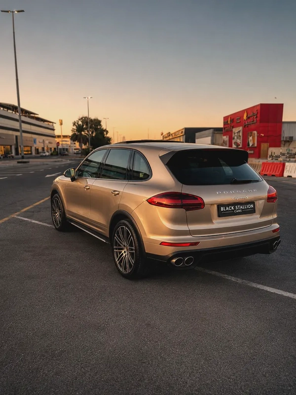 Porsche Cayenne S 2015 | GCC Specs | Well Maintained | Exceptional Condition