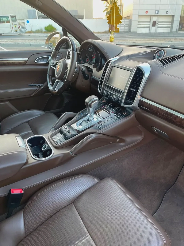 Porsche Cayenne S 2015 | GCC Specs | Well Maintained | Exceptional Condition