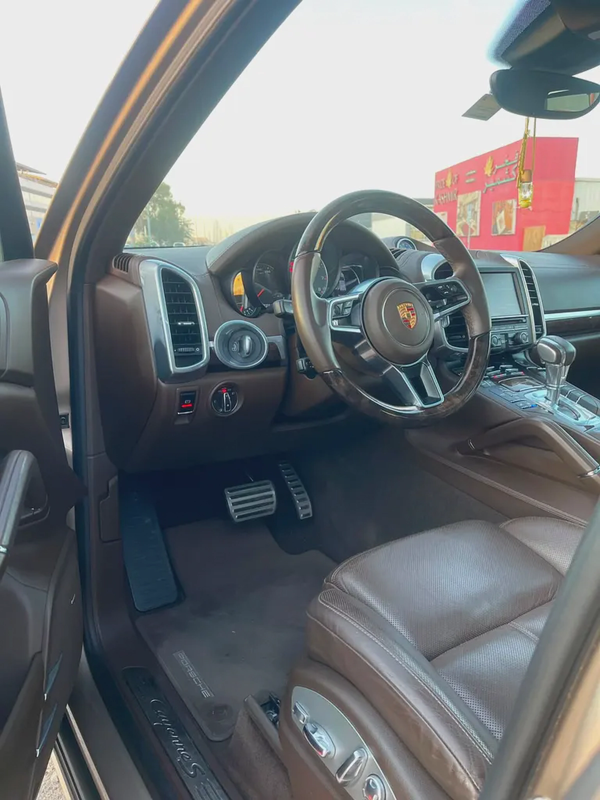 Porsche Cayenne S 2015 | GCC Specs | Well Maintained | Exceptional Condition-9-9