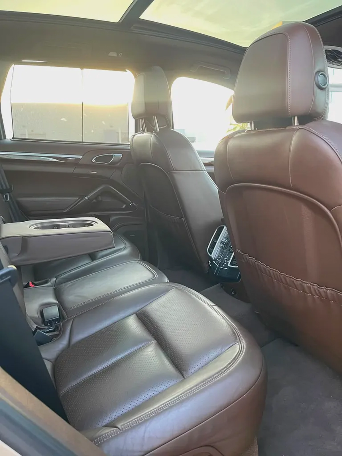 Porsche Cayenne S 2015 | GCC Specs | Well Maintained | Exceptional Condition-11-11