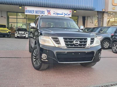 2016 Nissan Patrol SE Platinum V8 GCC Specs Single Owner Used 100% Original Paint Well Maintained-0