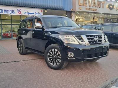 2016 Nissan Patrol SE Platinum V8 GCC Specs Single Owner Used 100% Original Paint Well Maintained-2