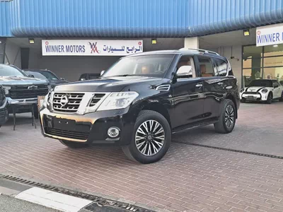 2016 Nissan Patrol SE Platinum V8 GCC Specs Single Owner Used 100% Original Paint Well Maintained-3