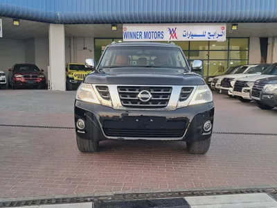 2016 Nissan Patrol SE Platinum V8 GCC Specs Single Owner Used 100% Original Paint Well Maintained-4