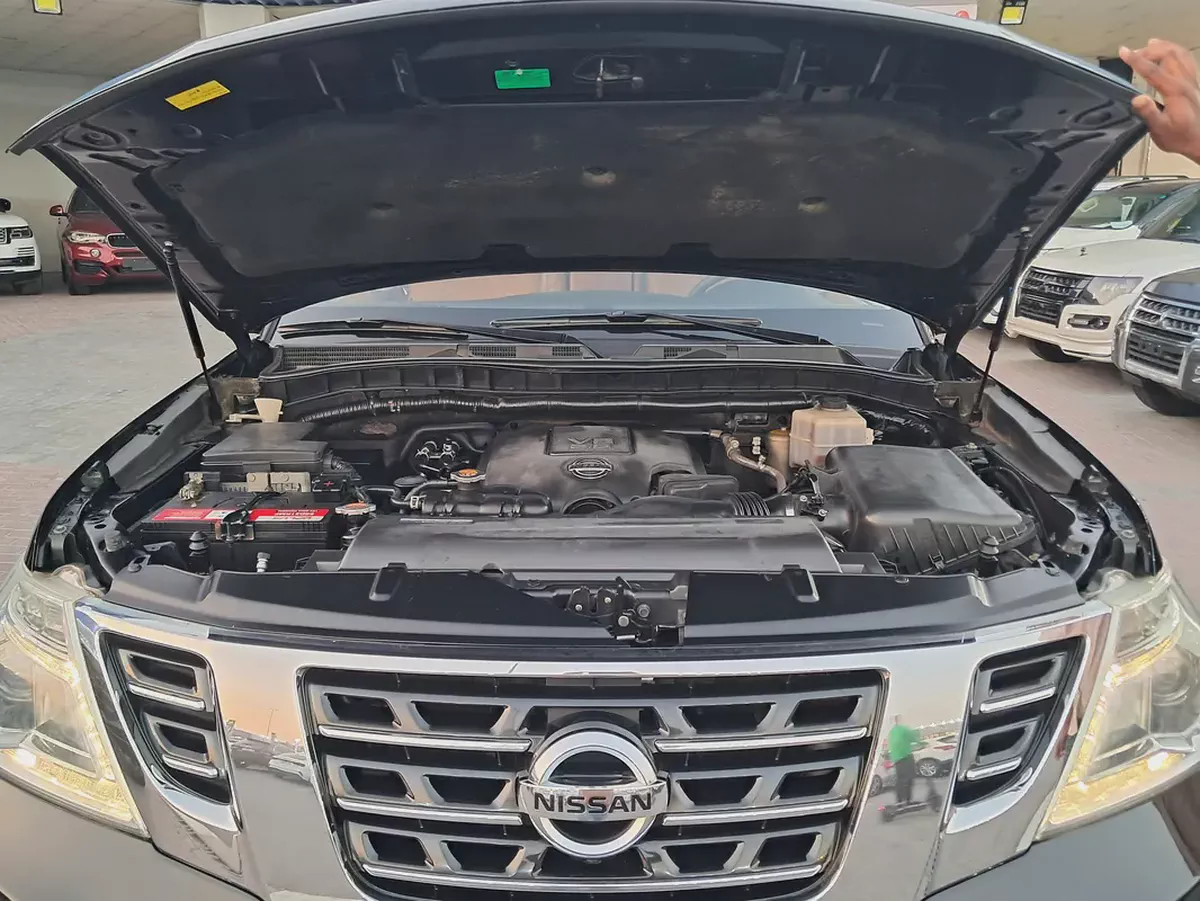 2016 Nissan Patrol SE Platinum V8 GCC Specs Single Owner Used 100% Original Paint Well Maintained-18-18