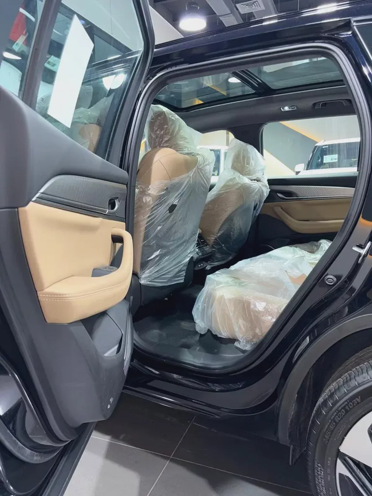 RENAULT KOLEOS 2.0L ICONICE FULL  NEW SHAPE  2026YM  رينو كوليوس  مكينه2.0 لتر الشكل الجديد فل-18-18