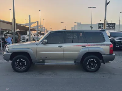 نيسان بترول سوبر سفاري Nissan Patrol Safari Super Safari 2021 - GCC Specs - Pristine Condition-2