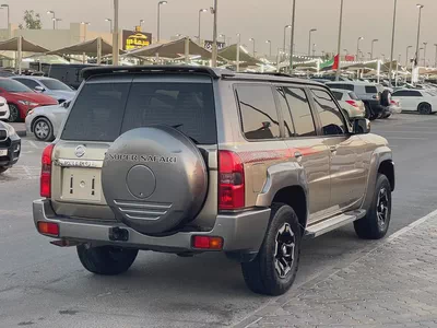 نيسان بترول سوبر سفاري Nissan Patrol Safari Super Safari 2021 - GCC Specs - Pristine Condition-5