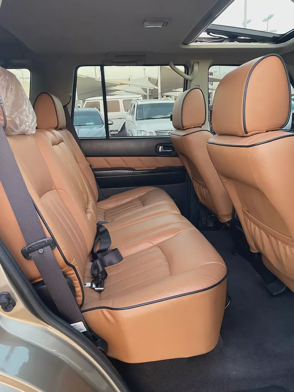 نيسان بترول سوبر سفاري Nissan Patrol Safari Super Safari 2021 - GCC Specs - Pristine Condition-14-14