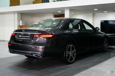 Used Mercedes Benz E300 2022-18