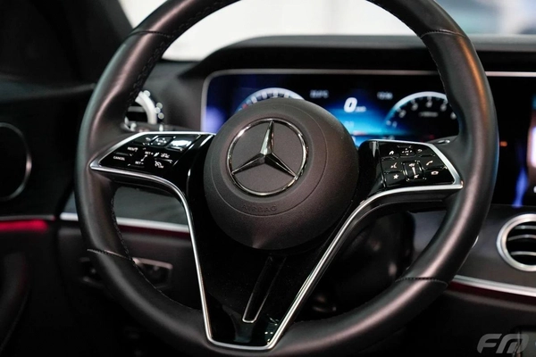 Used Mercedes Benz E300 2022