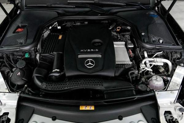 Used Mercedes Benz E300 2022